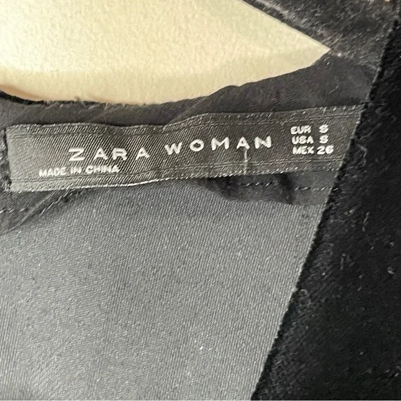 ❌ZARA Woman Black Velvet Ruffled Jumpsuit, Small - Picture 10 of 11